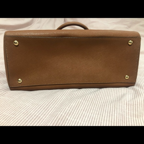 Michael kors bag - Picture 7 of 7